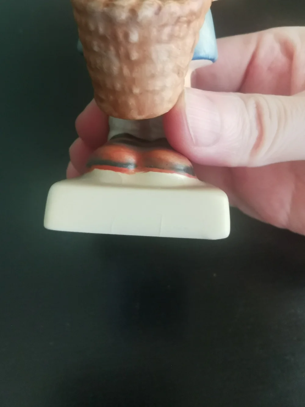 Geobel Hummel Figurine Little Helper #73 TMK-5, 4.25